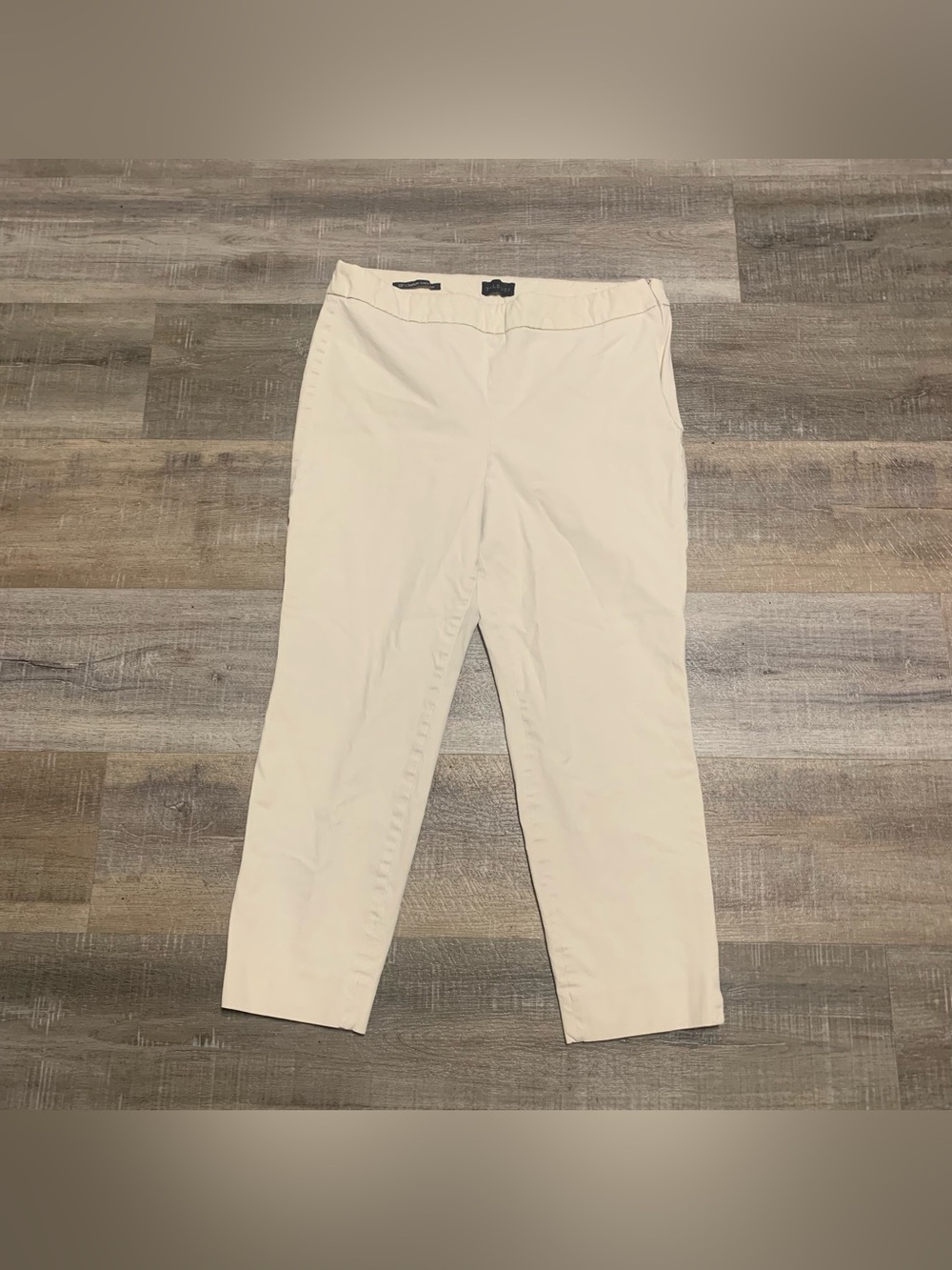 Talbots Chatham Ankle Pant Women's Petite 12P Beige Solid Flat Front Crop Pants